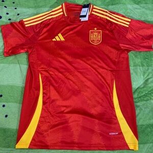 Manchester united soccer jersey size medium brand new never worn